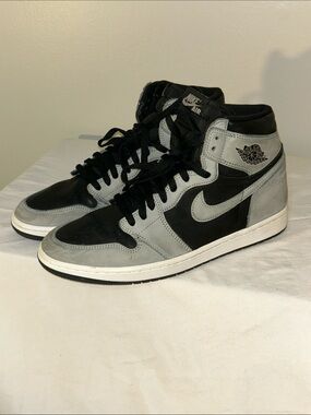 Air Jordan 1 Retro High OG 'Shadow 2.0'